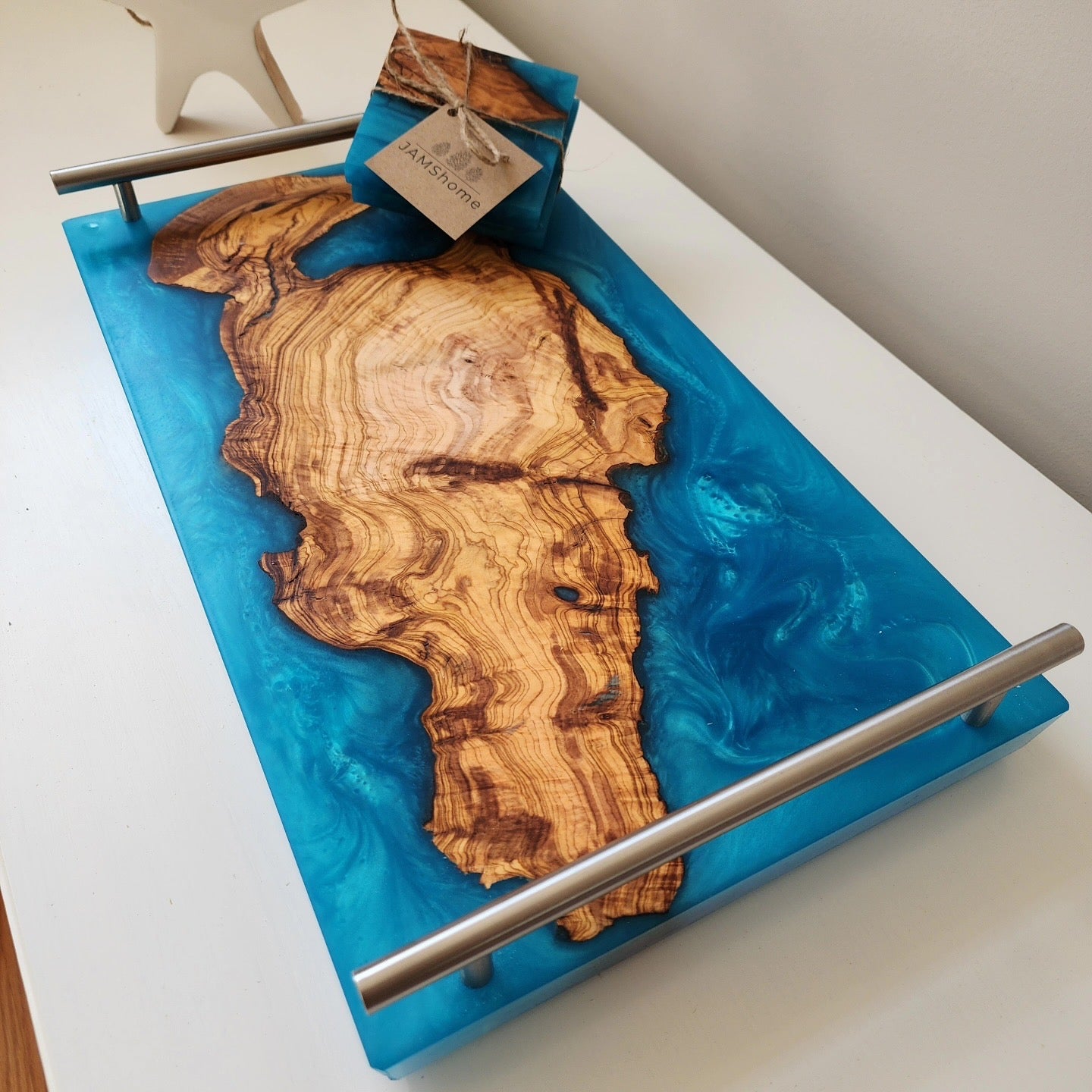Olive Wood Blue/Green Swirl Charcuterie & Coaster Set