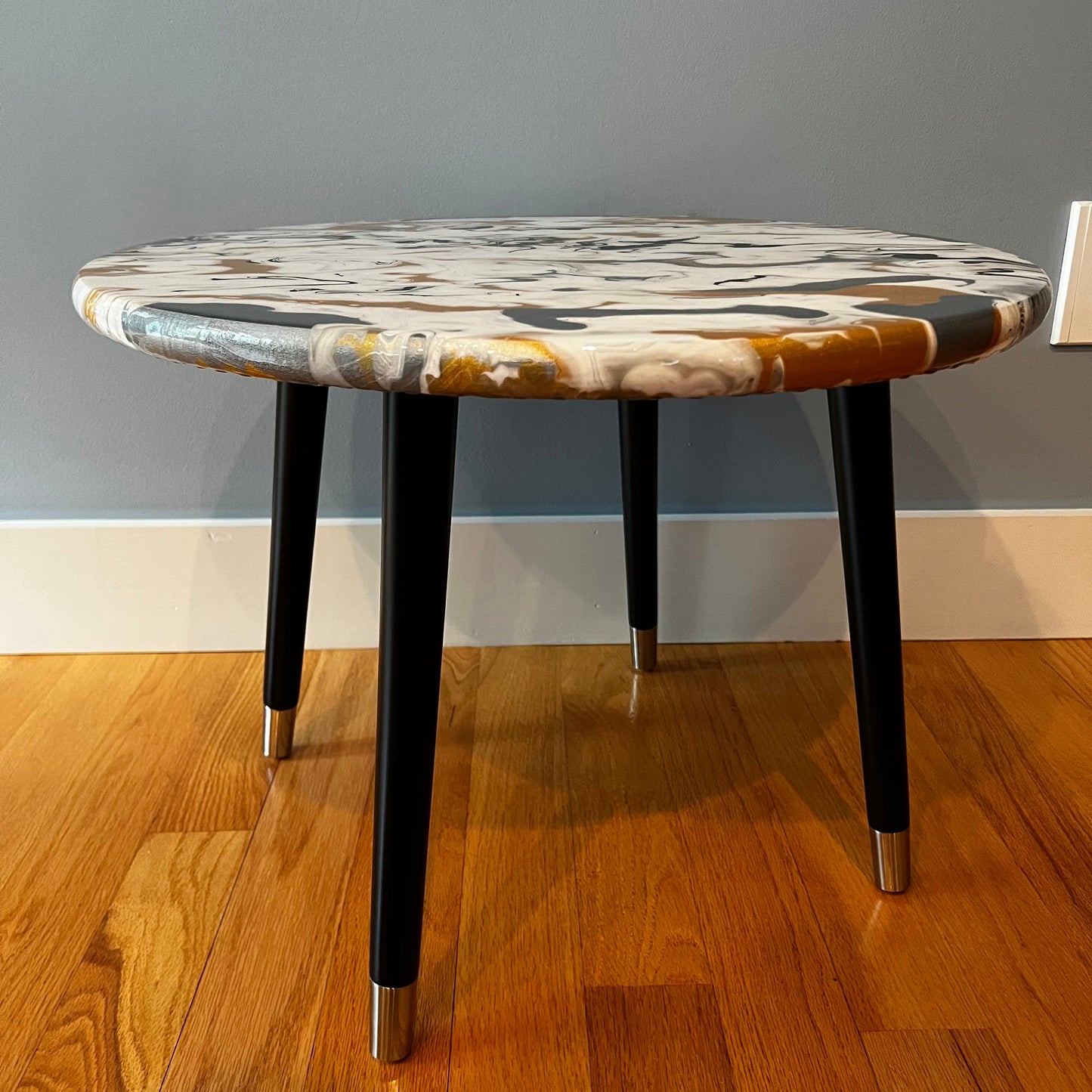 Modern Swirl Fluid Acrylic Paint/Epoxy Resin Coffee/End Table